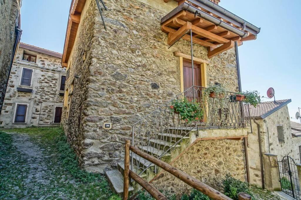Chalet La Terrazza Vista Lago Беллано Экстерьер фото