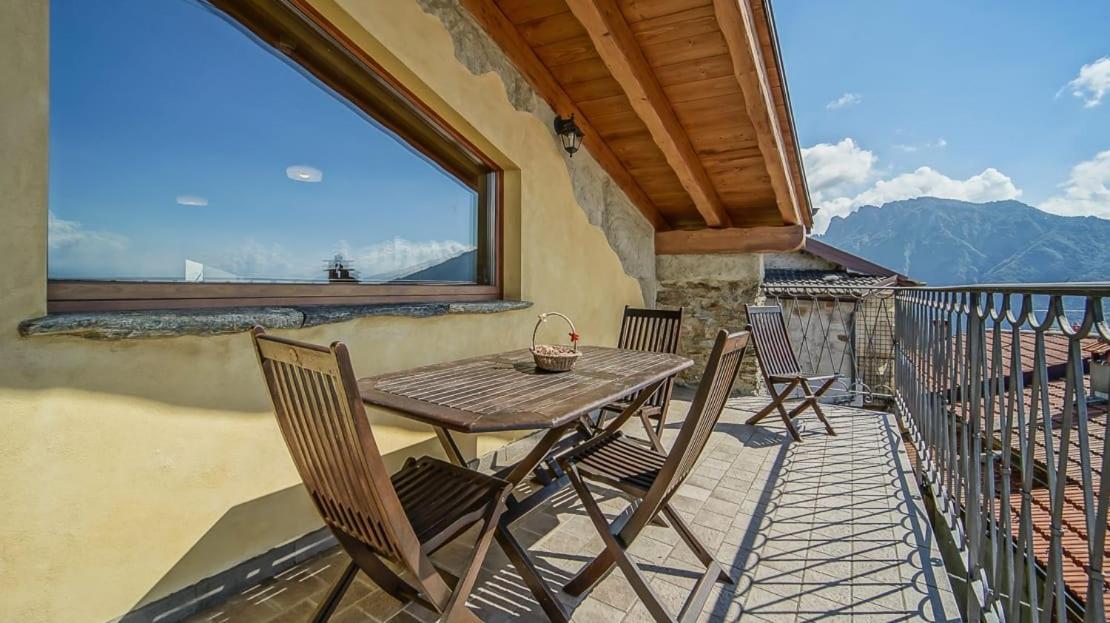 Chalet La Terrazza Vista Lago Беллано Экстерьер фото
